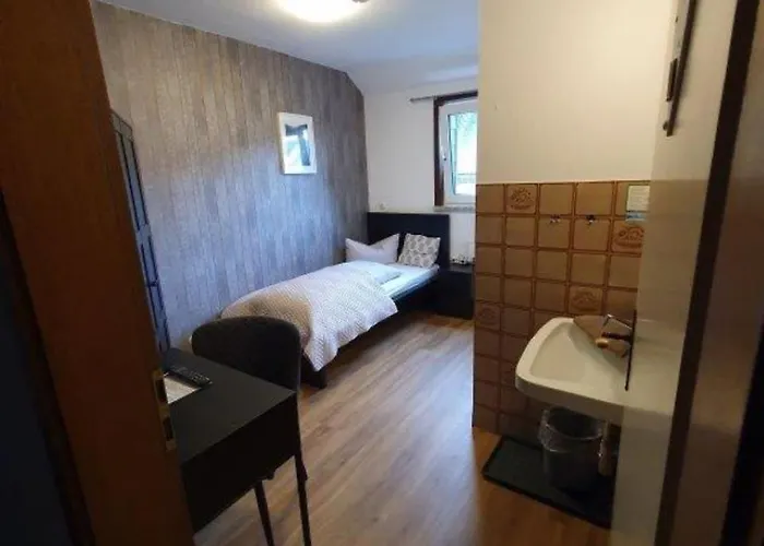 Robin Hood Guest house