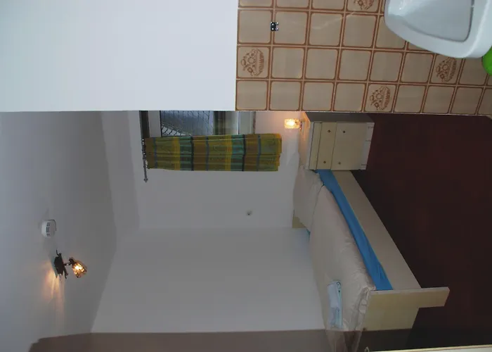 Robin Hood Guest house 3*